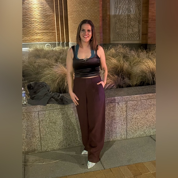 Meet your Posher, Alicia - Picture 3 of 3